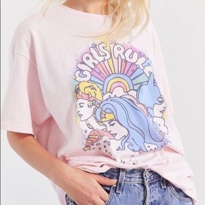 A light pink girls rule t shirt